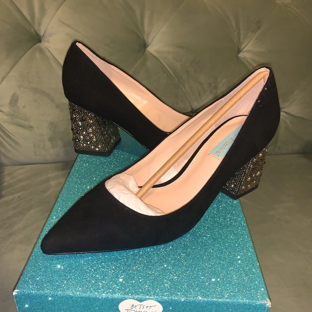 Suede heels